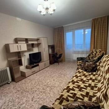 Сдается 2-х комнатная квартира, 60 м²