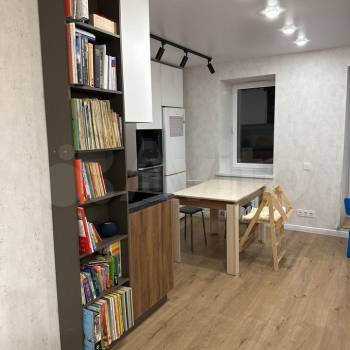 Продается 3-х комнатная квартира, 64 м²