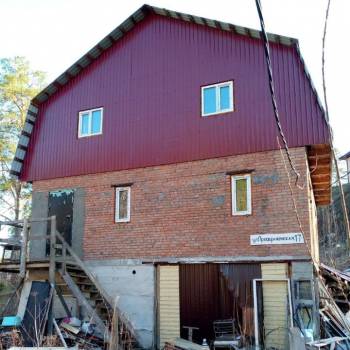 Продается 3-х комнатная квартира, 200 м²