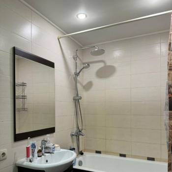 Продается 1-комнатная квартира, 53 м²