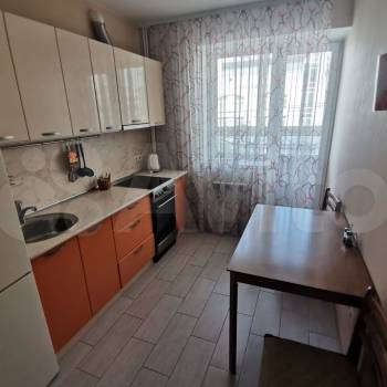 Продается 1-комнатная квартира, 34 м²