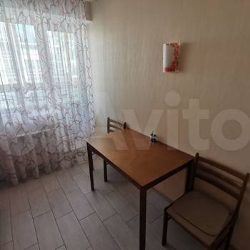 Продается 1-комнатная квартира, 34 м²
