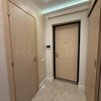 Продается Многокомнатная квартира, 18 м²