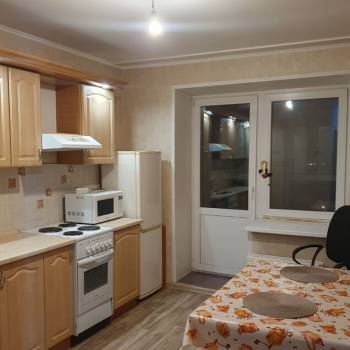 Сдается 1-комнатная квартира, 39 м²