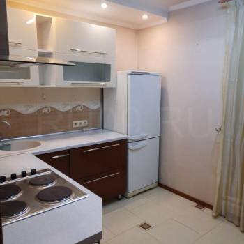 Сдается 1-комнатная квартира, 41 м²