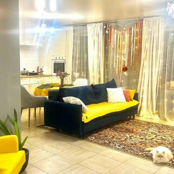 Продается 2-х комнатная квартира, 83 м²