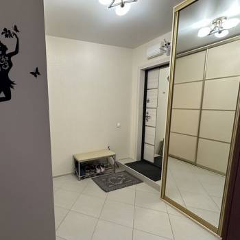 Продается 2-х комнатная квартира, 64 м²