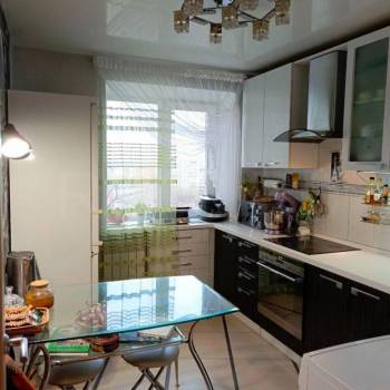 Продается 3-х комнатная квартира, 62,9 м²