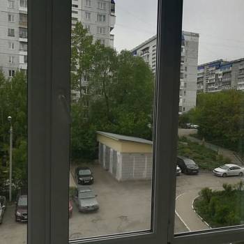 Продается 1-комнатная квартира, 42 м²