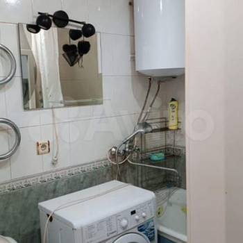 Продается Многокомнатная квартира, 61 м²