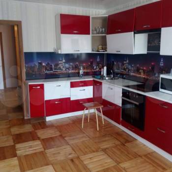 Сдается Многокомнатная квартира, 80 м²