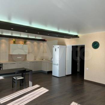 Продается 3-х комнатная квартира, 93,8 м²