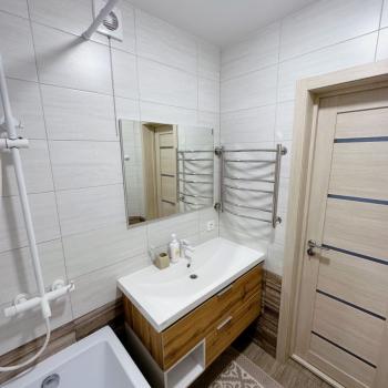 Продается 1-комнатная квартира, 43 м²