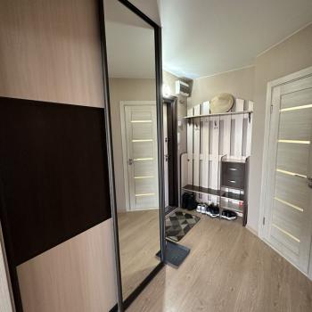 Продается 1-комнатная квартира, 43 м²