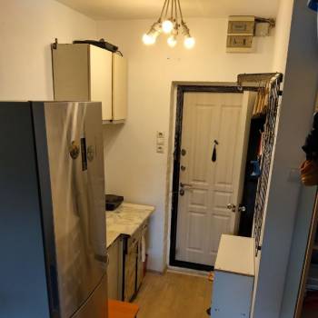 Продается 1-комнатная квартира, 17,6 м²