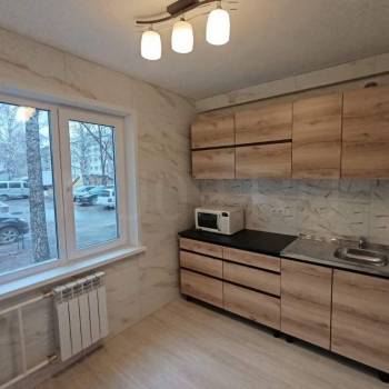 Сдается Многокомнатная квартира, 58 м²