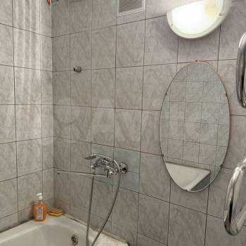 Продается Многокомнатная квартира, 73,9 м²