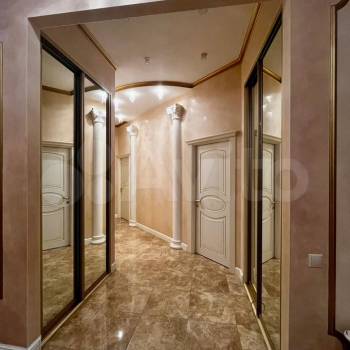 Продается Многокомнатная квартира, 205,3 м²