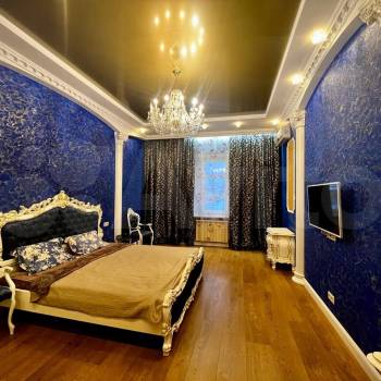 Продается Многокомнатная квартира, 205,3 м²