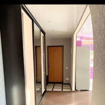 Сдается Многокомнатная квартира, 60 м²