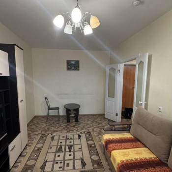 Сдается 1-комнатная квартира, 37 м²