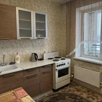 Сдается 1-комнатная квартира, 37 м²
