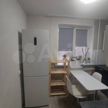 Продается 1-комнатная квартира, 36,3 м²