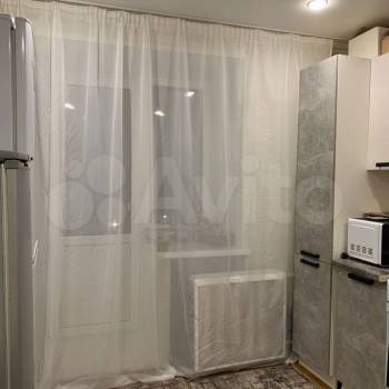 Продается Многокомнатная квартира, 141,3 м²