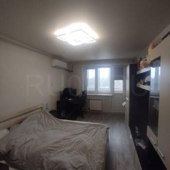 Продается 1-комнатная квартира, 36 м²