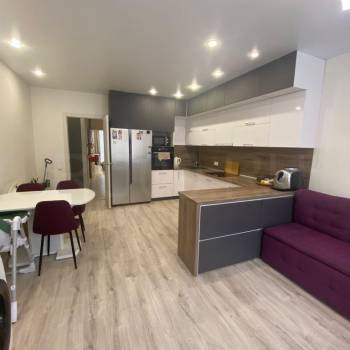 Продается 2-х комнатная квартира, 67 м²