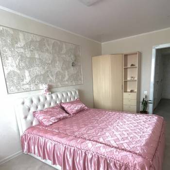 Сдается 2-х комнатная квартира, 76 м²