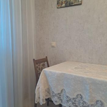 Сдается 1-комнатная квартира, 45 м²