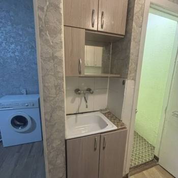 Продается 1-комнатная квартира, 13 м²