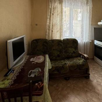 Продается 1-комнатная квартира, 35 м²