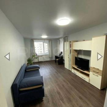 Продается 1-комнатная квартира, 44 м²