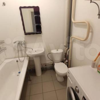 Сдается 1-комнатная квартира, 39 м²