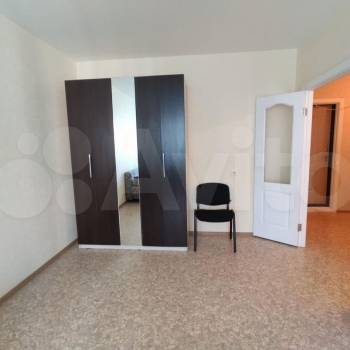 Сдается 1-комнатная квартира, 39 м²