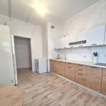 Продается 3-х комнатная квартира, 70,6 м²