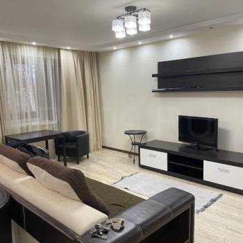 Сдается 1-комнатная квартира, 47 м²