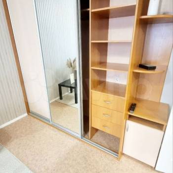 Продается 1-комнатная квартира, 37 м²