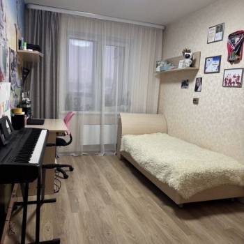 Продается 3-х комнатная квартира, 64 м²