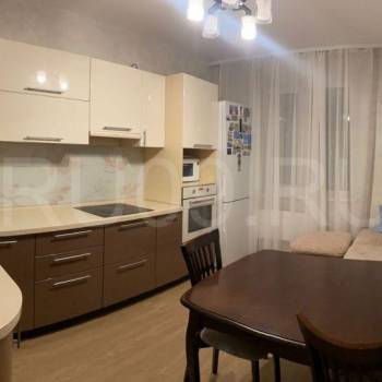 Продается 3-х комнатная квартира, 85 м²