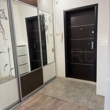 Продается 2-х комнатная квартира, 56 м²