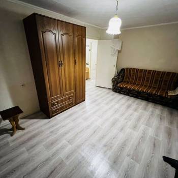 Продается 3-х комнатная квартира, 59 м²