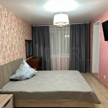 Сдается 2-х комнатная квартира, 64 м²