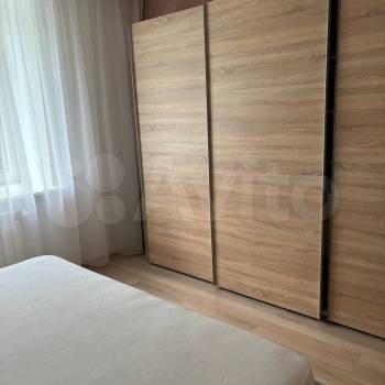 Сдается 2-х комнатная квартира, 85 м²