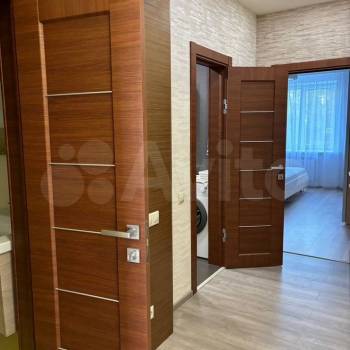 Сдается 2-х комнатная квартира, 85 м²
