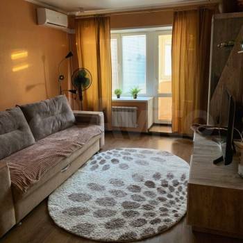 Сдается 1-комнатная квартира, 36 м²