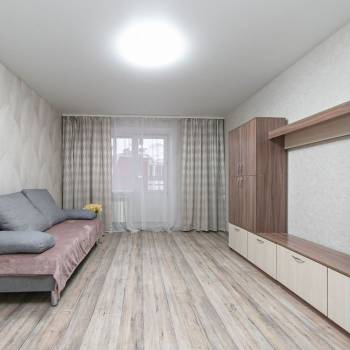 Продается 1-комнатная квартира, 35 м²
