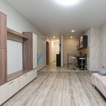 Продается 1-комнатная квартира, 35 м²